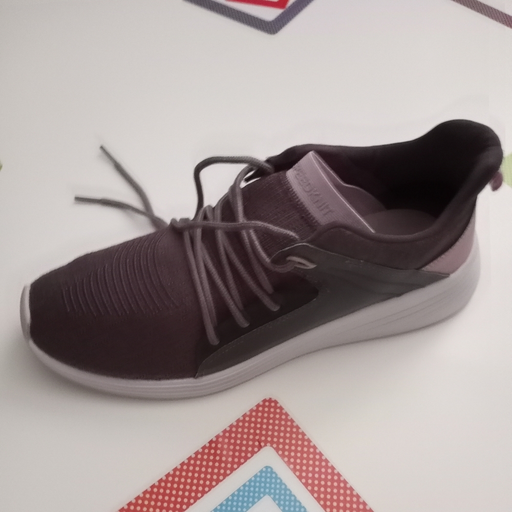 C9 by champion, size 11